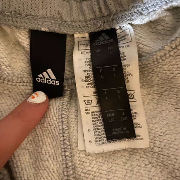 Men’s adidas sweatpants - Picture 3 of 4